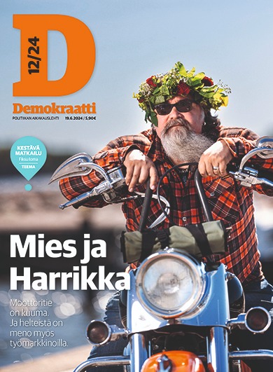 Kansikuva Demokraatti 2025